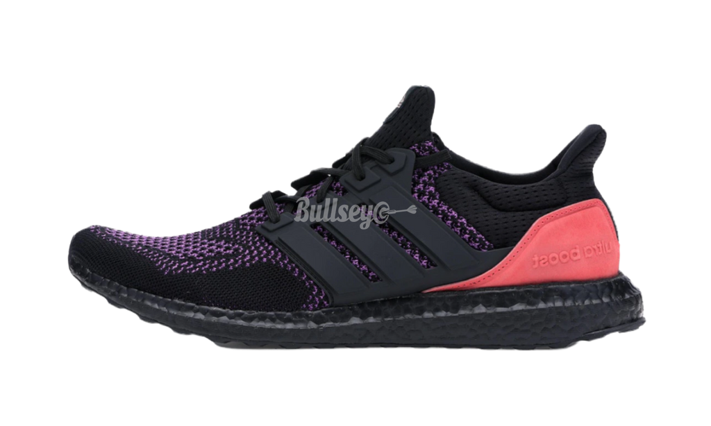Adidas ultra boost core black active purple shock red sale