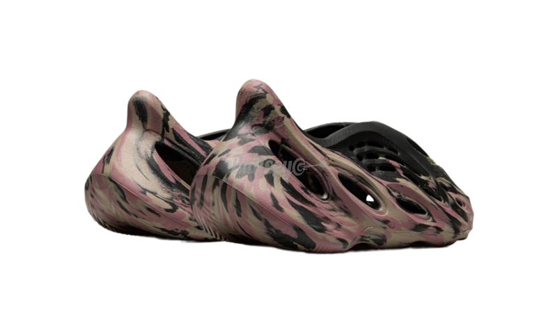 adidas south Yeezy Foam Runner "MX Carbon"