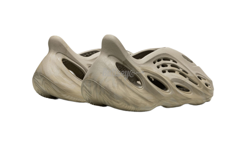 adidas wearing Yeezy Foam Runner Stone Sage 3 800x