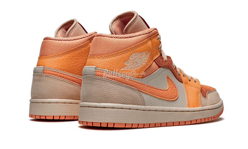 Air flyknit jordan 1 Mid "Apricot Orange" - Urlfreeze Sneakers Sale Online
