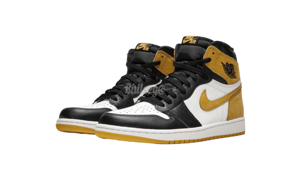 This Fall they have decided to team up and make a shoe for the biggest trend at the moment Retro High "Yellow Ochre"