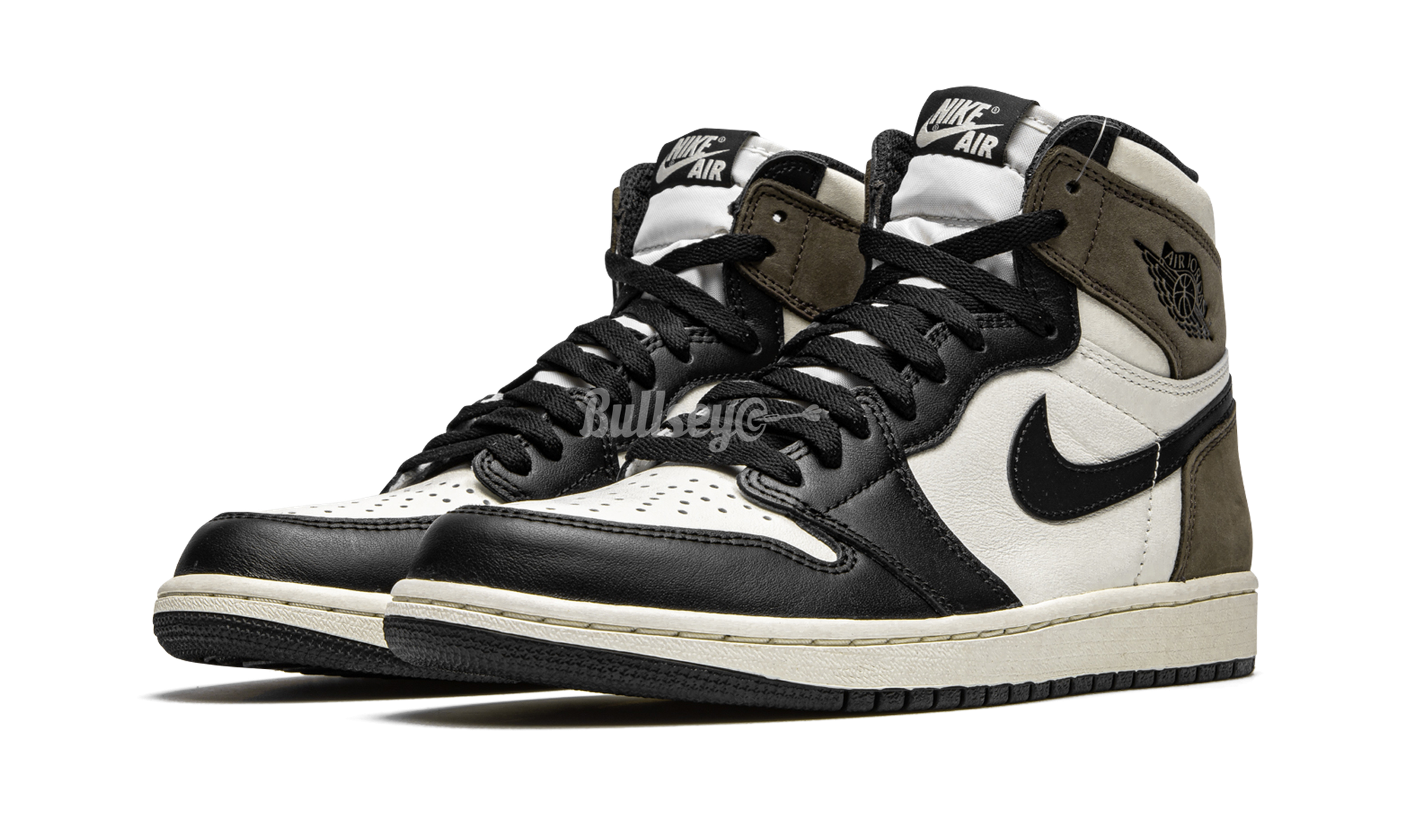 Air Jordan 1 Retro "Mocha" - Bullseye Sneaker Boutique