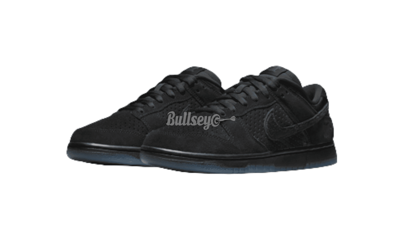 Nike Dunk Low SP Black Undefeated 2 800x