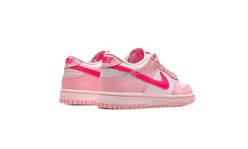 Nike Dunk Low "Triple Pink" GS