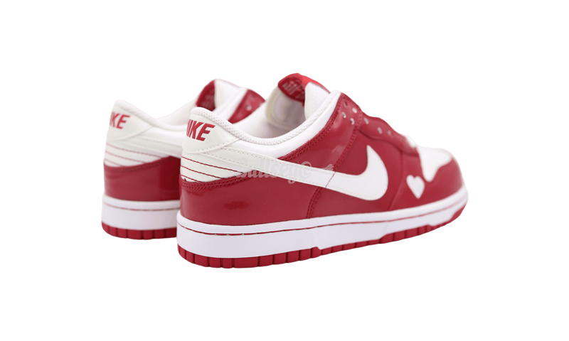 Nike Dunk Low Valentines Day 2005 3 800x